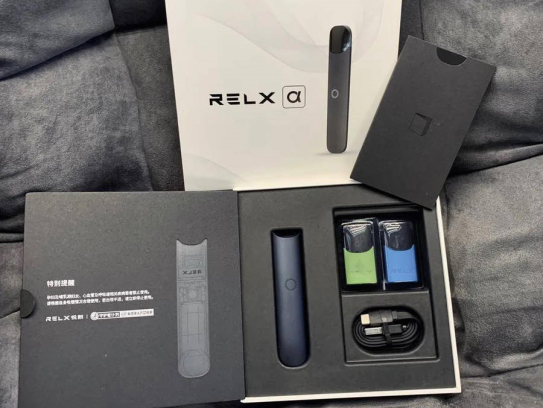 Relx青羽烟杆与幻影烟杆全面对比，哪款更适合你？